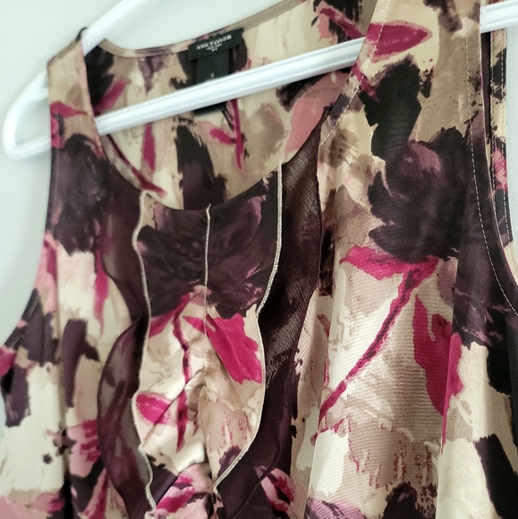 Ann Taylor Women's Sleeveless Floral Ruffled Top Size 6 - Picture 4 of 10